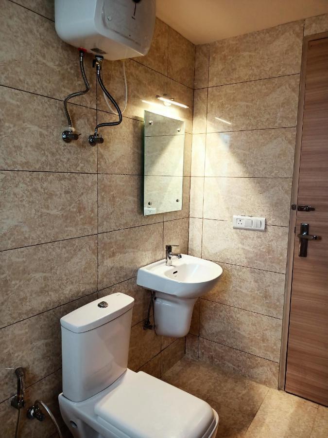 Vrindavan Inn Екстер'єр фото